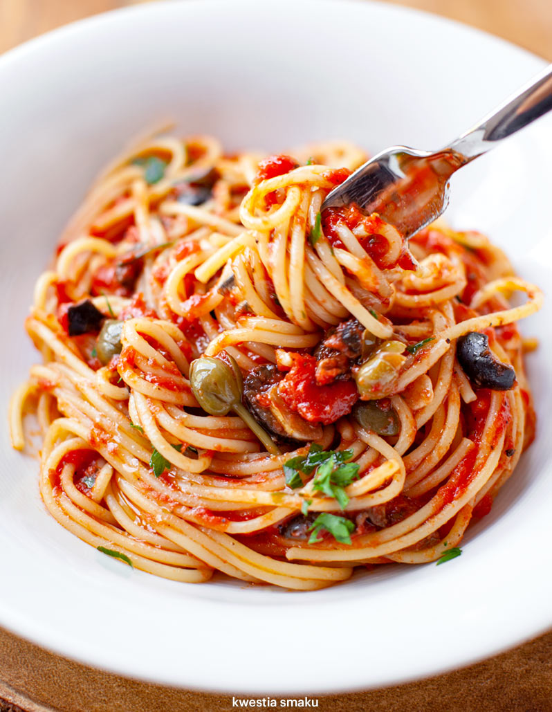 Spaghetti alla puttanesca | Kwestia Smaku